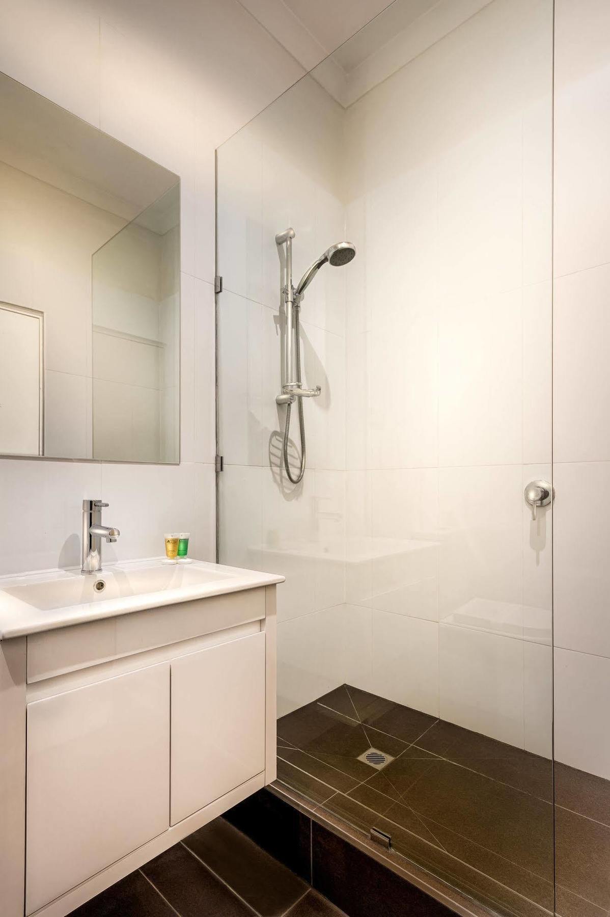 Crest On Barkly Serviced Apartments Melbourne Exterior photo